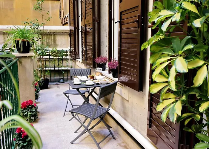 Bq House Colosseo Luxury Affittacamere 3*